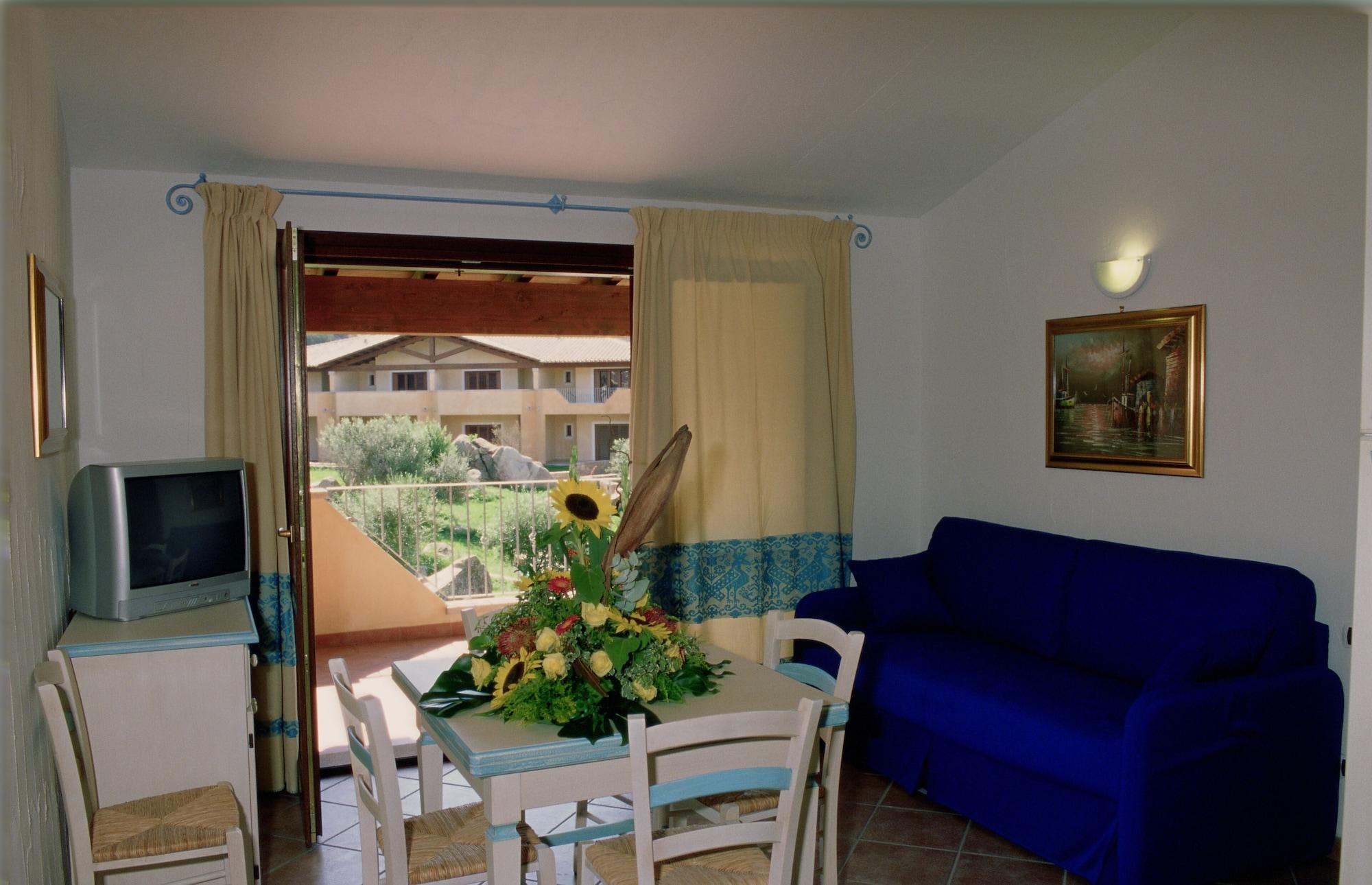Le Corti Di Marinella Aparthotel Marinella  Exterior photo