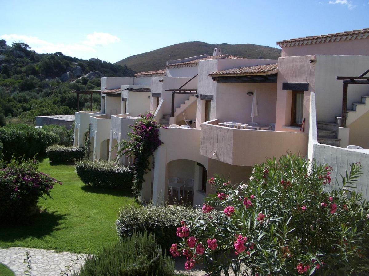 Le Corti Di Marinella Aparthotel Marinella  Exterior photo