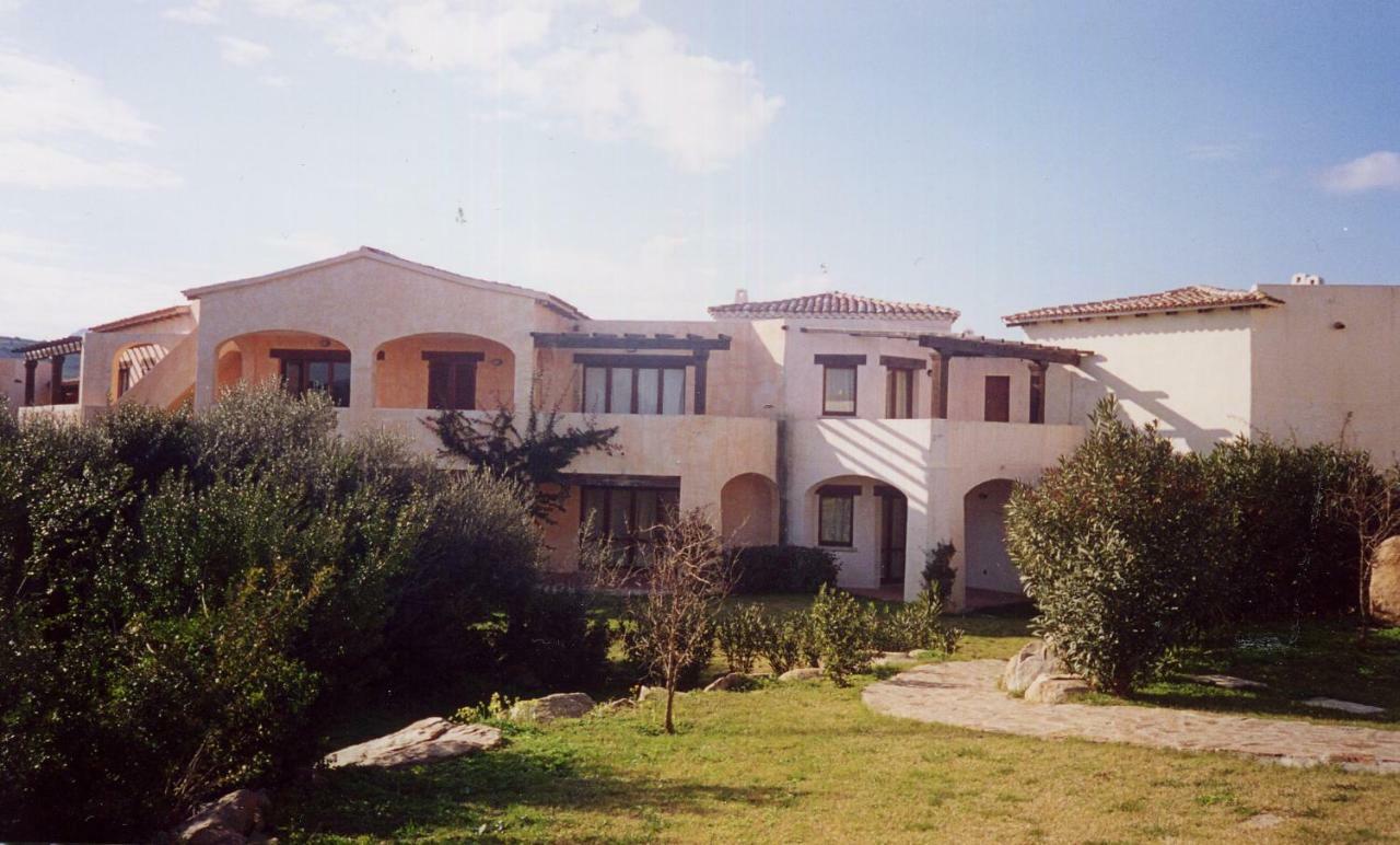 Le Corti Di Marinella Aparthotel Marinella  Exterior photo