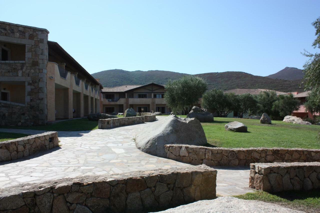 Le Corti Di Marinella Aparthotel Marinella  Exterior photo